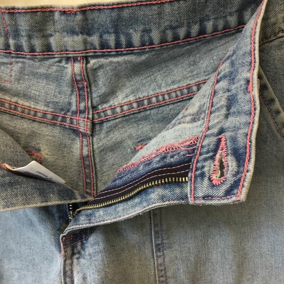 Polo Jeans Co. Light Washed Short Jeans - Picture 4 of 11